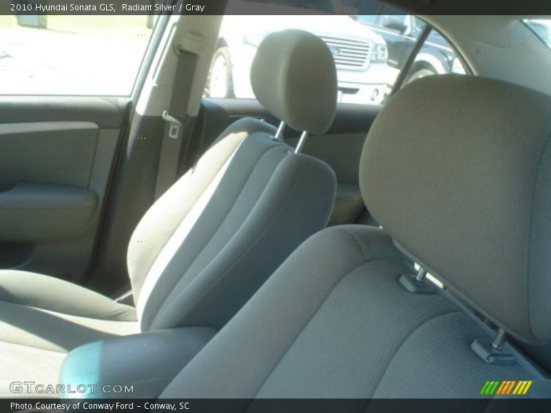 Radiant Silver / Gray 2010 Hyundai Sonata GLS