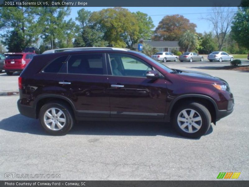Dark Cherry / Beige 2011 Kia Sorento LX V6