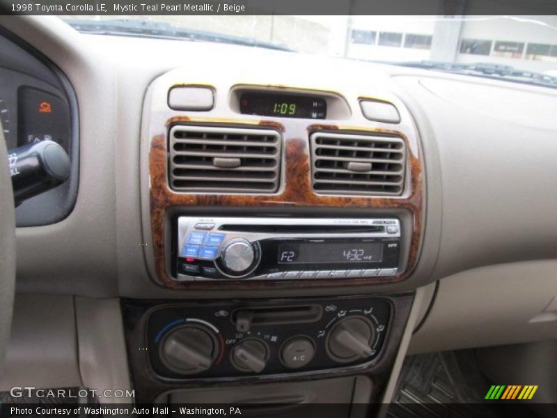 Mystic Teal Pearl Metallic / Beige 1998 Toyota Corolla LE