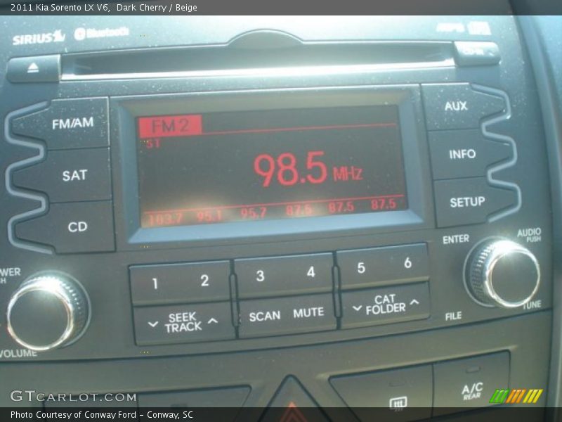 Dark Cherry / Beige 2011 Kia Sorento LX V6