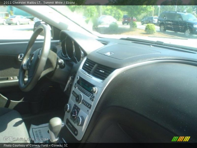 Summit White / Ebony 2011 Chevrolet Malibu LT