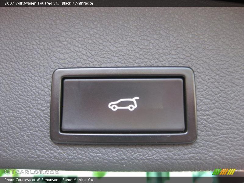 Black / Anthracite 2007 Volkswagen Touareg V6