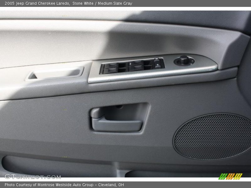 Stone White / Medium Slate Gray 2005 Jeep Grand Cherokee Laredo