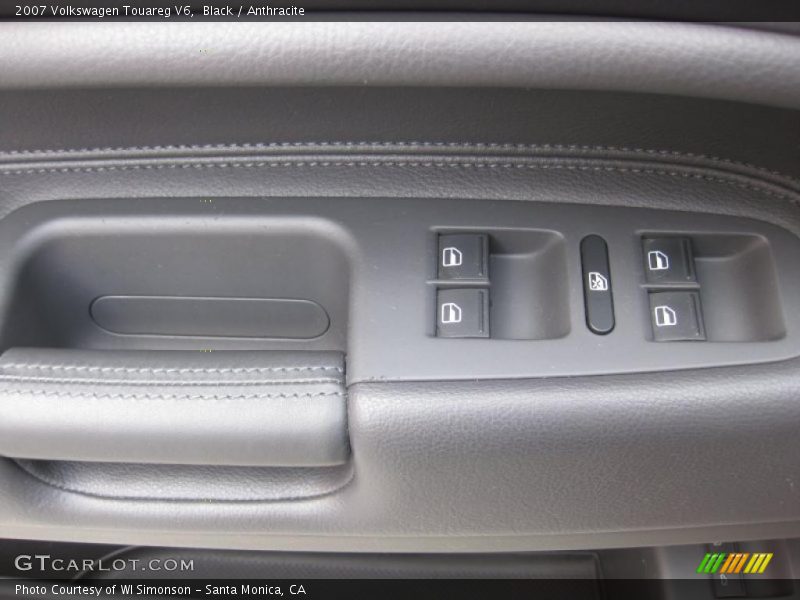 Black / Anthracite 2007 Volkswagen Touareg V6