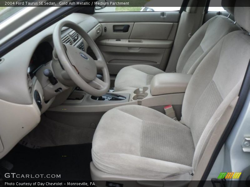  2004 Taurus SE Sedan Medium Parchment Interior