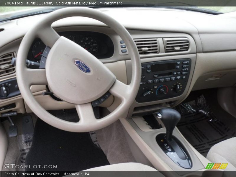 Dashboard of 2004 Taurus SE Sedan