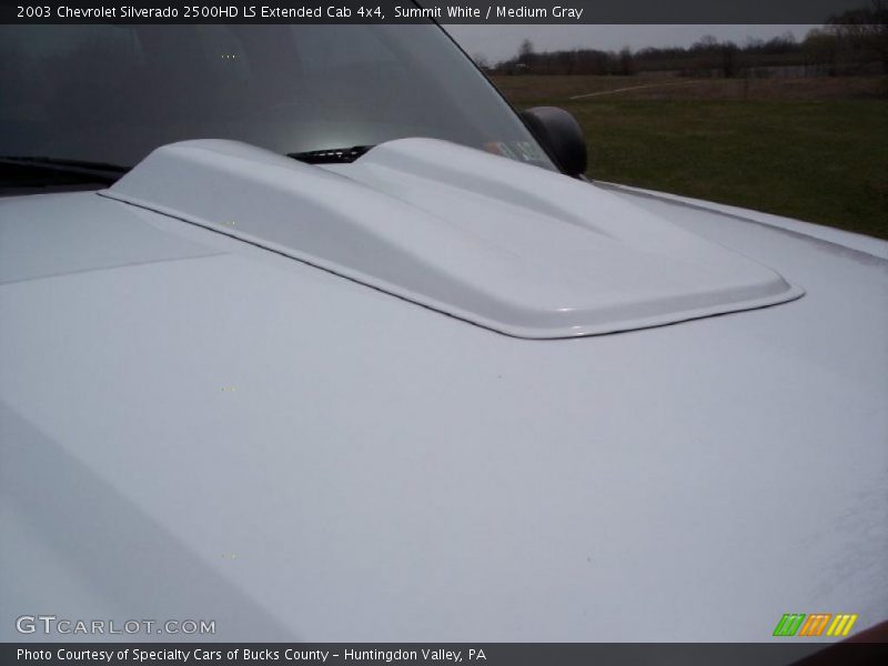 Summit White / Medium Gray 2003 Chevrolet Silverado 2500HD LS Extended Cab 4x4