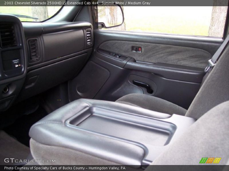 Summit White / Medium Gray 2003 Chevrolet Silverado 2500HD LS Extended Cab 4x4