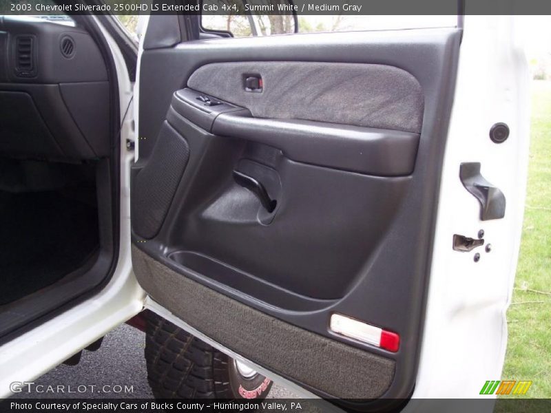 Summit White / Medium Gray 2003 Chevrolet Silverado 2500HD LS Extended Cab 4x4