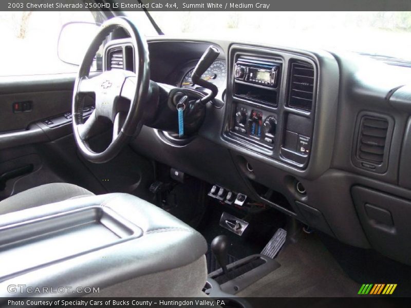 Summit White / Medium Gray 2003 Chevrolet Silverado 2500HD LS Extended Cab 4x4