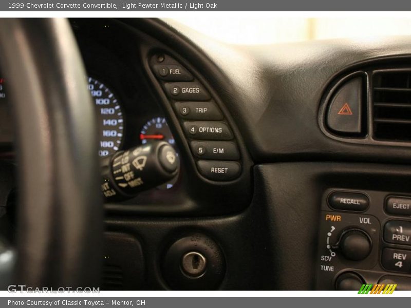 Controls of 1999 Corvette Convertible