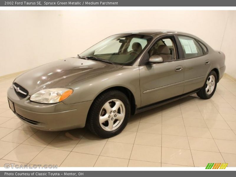 Spruce Green Metallic / Medium Parchment 2002 Ford Taurus SE