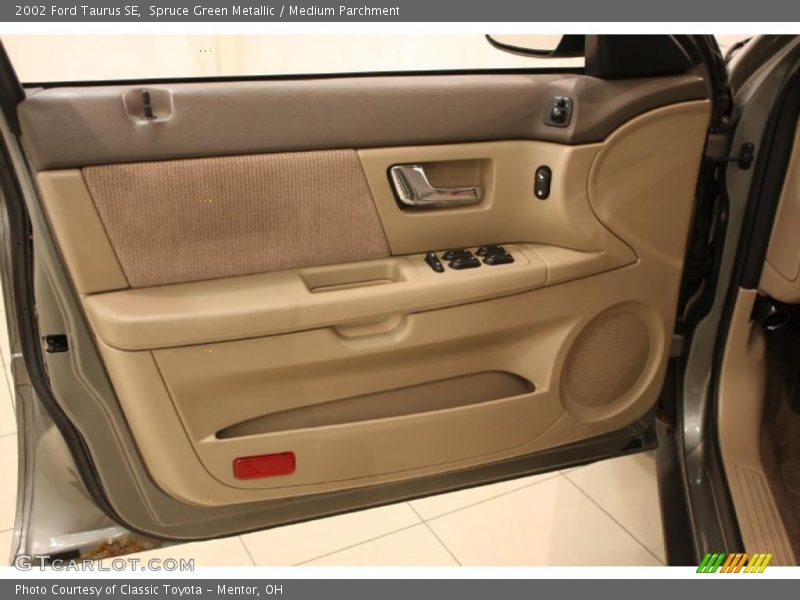 Spruce Green Metallic / Medium Parchment 2002 Ford Taurus SE