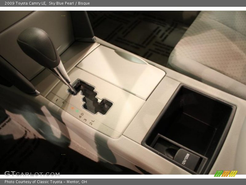 Sky Blue Pearl / Bisque 2009 Toyota Camry LE