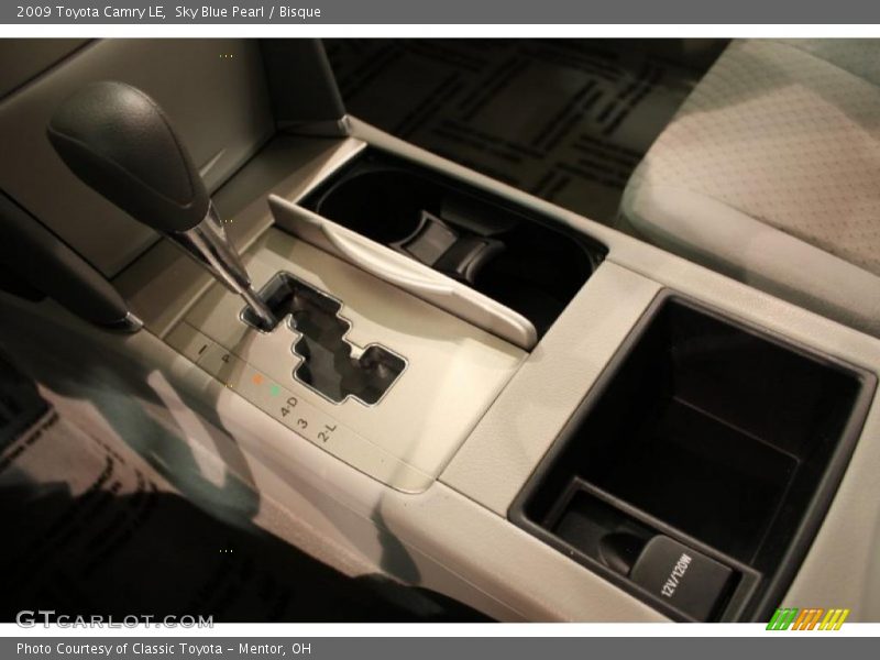 Sky Blue Pearl / Bisque 2009 Toyota Camry LE