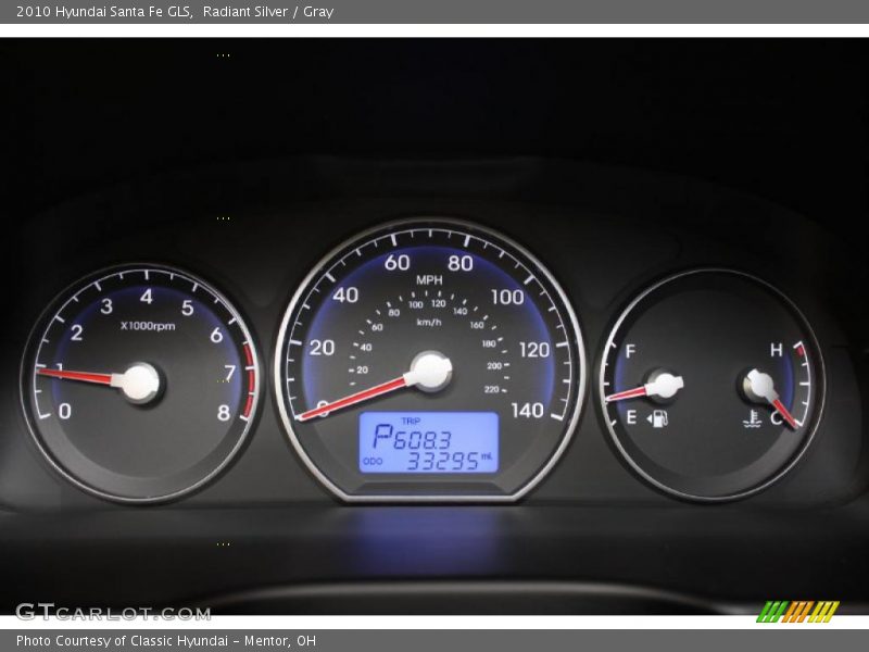 Radiant Silver / Gray 2010 Hyundai Santa Fe GLS
