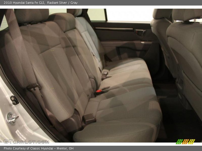 Radiant Silver / Gray 2010 Hyundai Santa Fe GLS