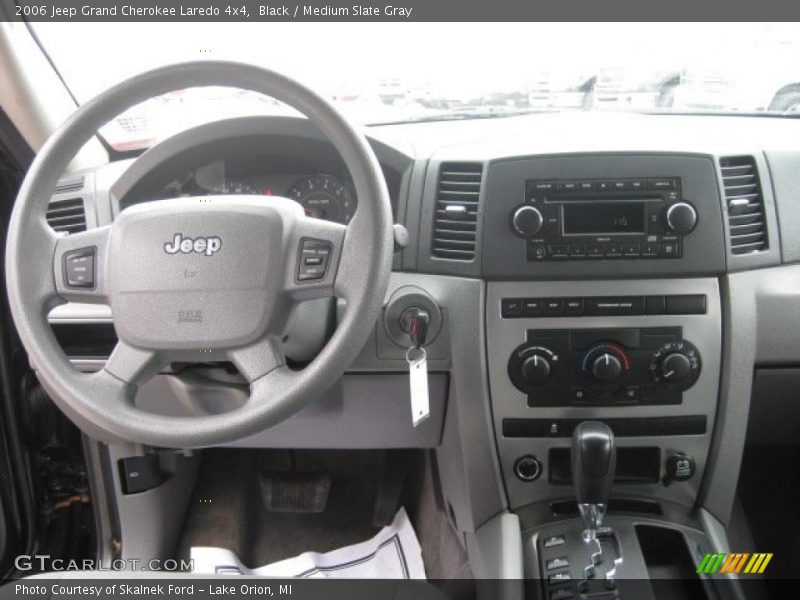 Black / Medium Slate Gray 2006 Jeep Grand Cherokee Laredo 4x4