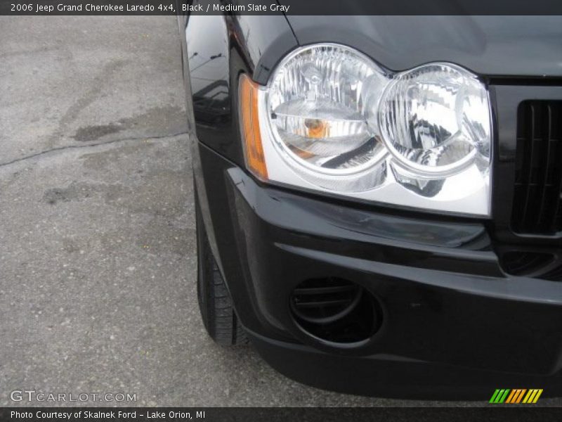 Black / Medium Slate Gray 2006 Jeep Grand Cherokee Laredo 4x4