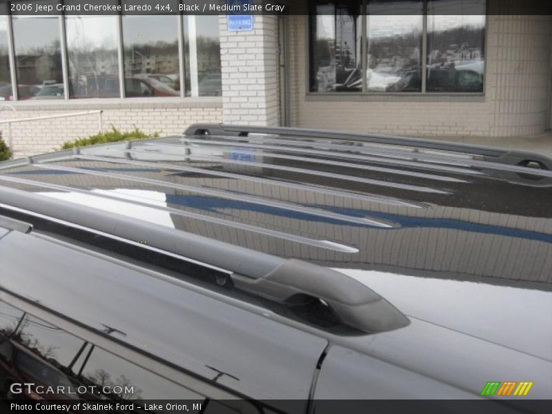 Black / Medium Slate Gray 2006 Jeep Grand Cherokee Laredo 4x4