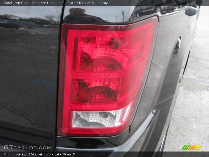 Black / Medium Slate Gray 2006 Jeep Grand Cherokee Laredo 4x4