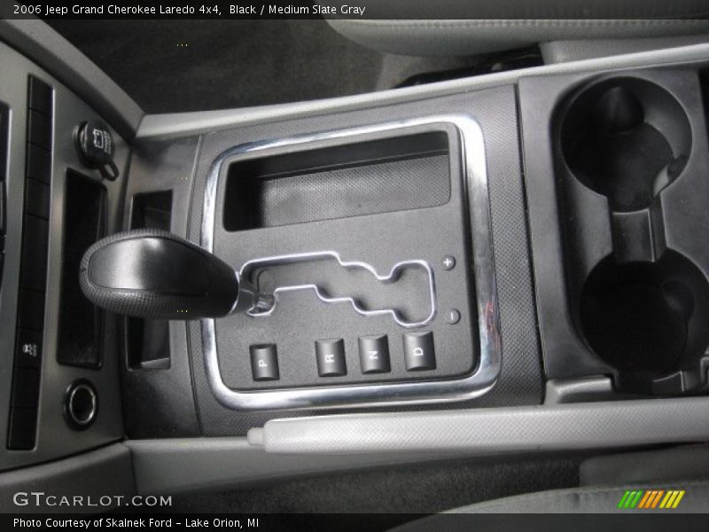 Black / Medium Slate Gray 2006 Jeep Grand Cherokee Laredo 4x4