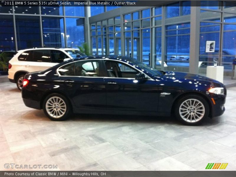 Imperial Blue Metallic / Oyster/Black 2011 BMW 5 Series 535i xDrive Sedan