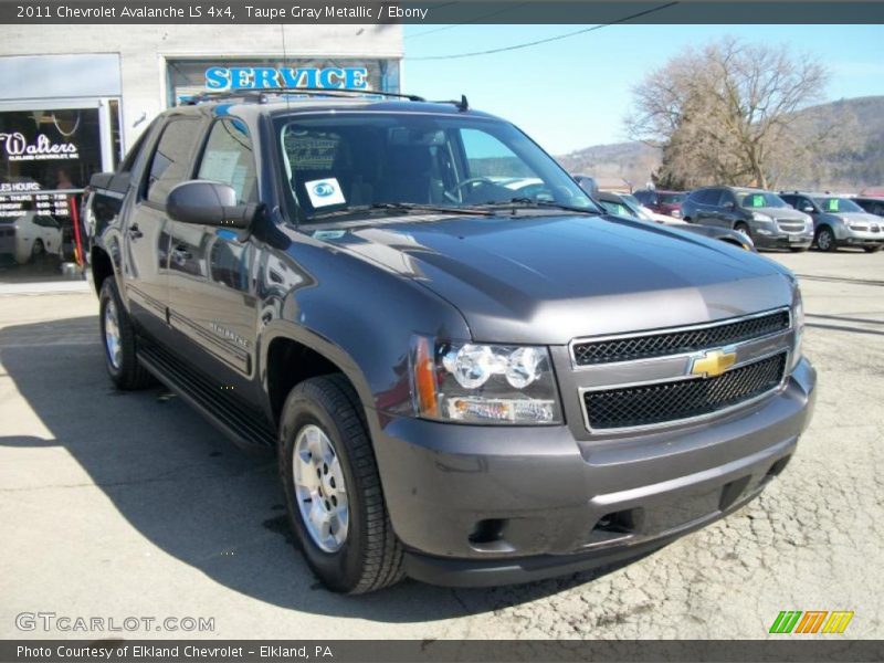 Taupe Gray Metallic / Ebony 2011 Chevrolet Avalanche LS 4x4