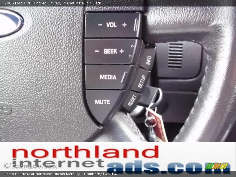 Merlot Metallic / Black 2006 Ford Five Hundred Limited