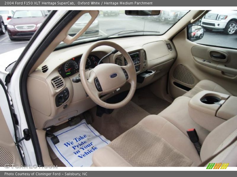 Heritage Medium Parchment Interior - 2004 F150 XLT Heritage SuperCab 