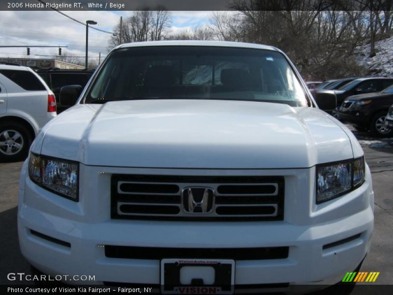 White / Beige 2006 Honda Ridgeline RT