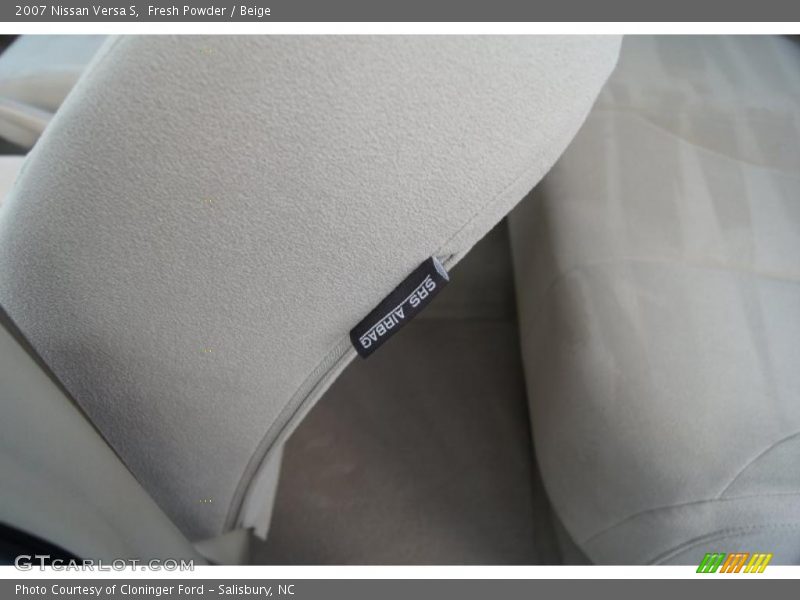 Fresh Powder / Beige 2007 Nissan Versa S