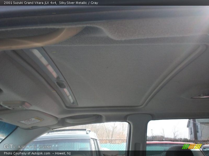 Silky Silver Metallic / Gray 2001 Suzuki Grand Vitara JLX 4x4