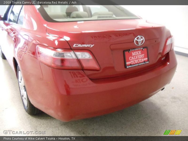 Barcelona Red Metallic / Ash 2009 Toyota Camry LE