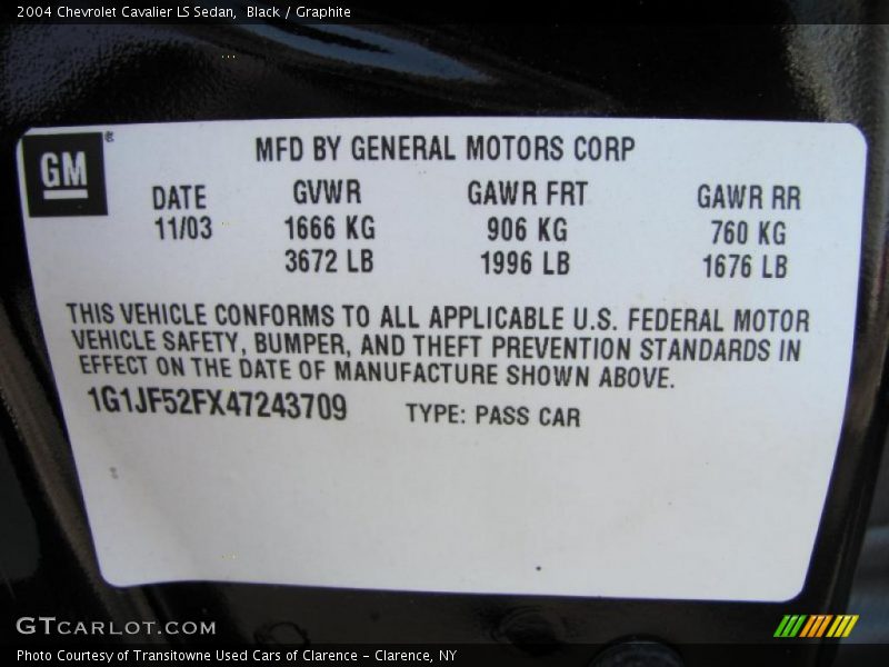 Black / Graphite 2004 Chevrolet Cavalier LS Sedan