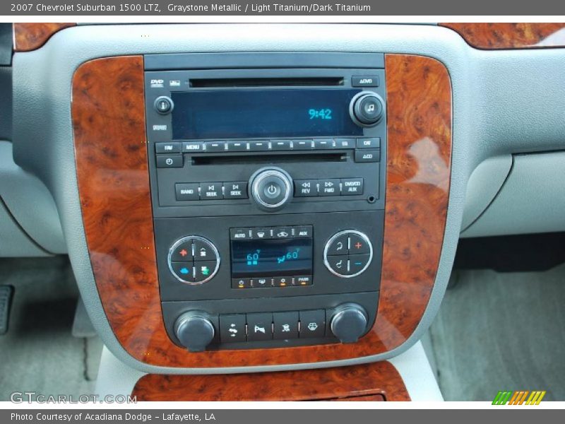 Controls of 2007 Suburban 1500 LTZ