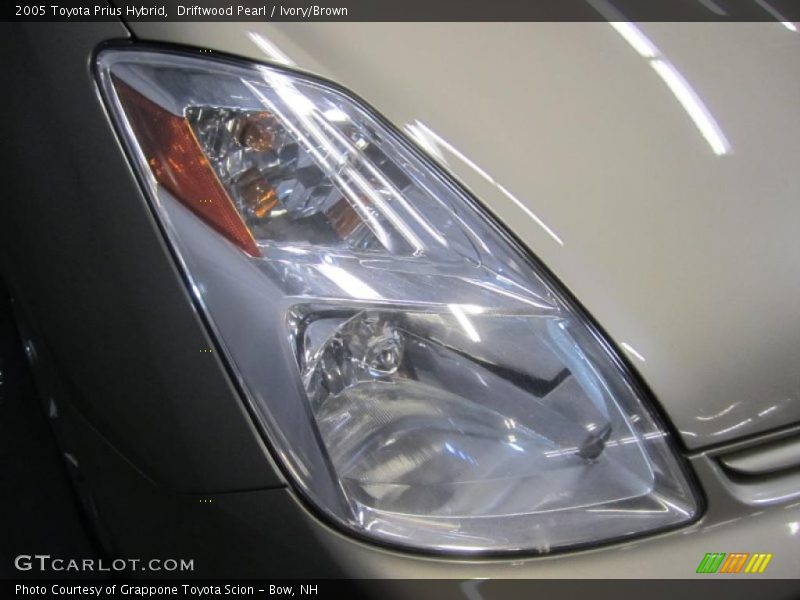 Driftwood Pearl / Ivory/Brown 2005 Toyota Prius Hybrid