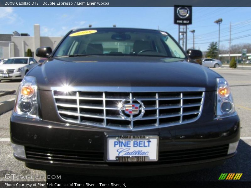 Double Espresso / Light Linen/Cocoa 2008 Cadillac DTS