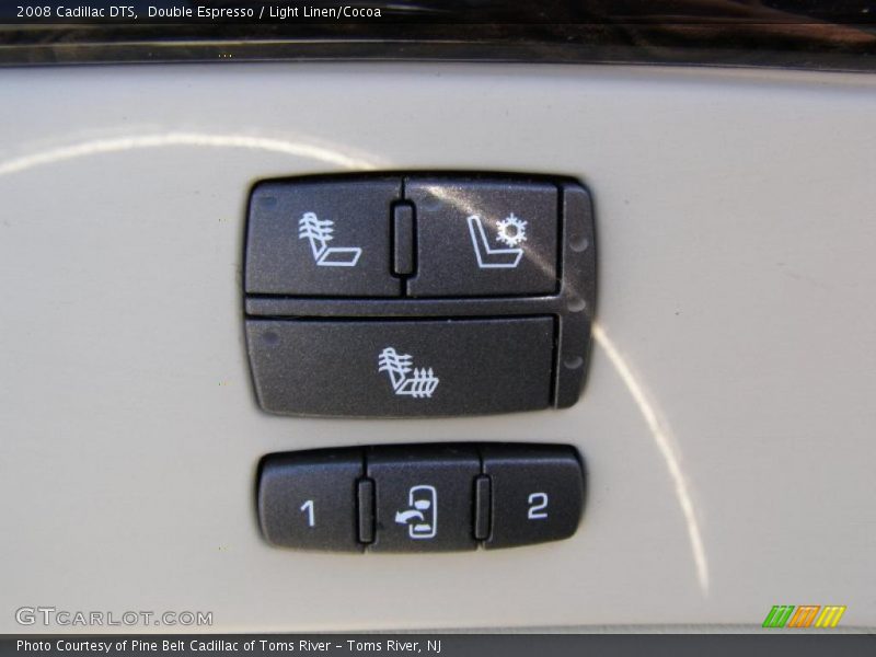 Double Espresso / Light Linen/Cocoa 2008 Cadillac DTS
