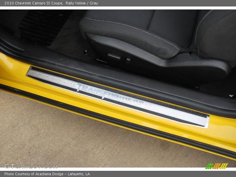 Rally Yellow / Gray 2010 Chevrolet Camaro SS Coupe