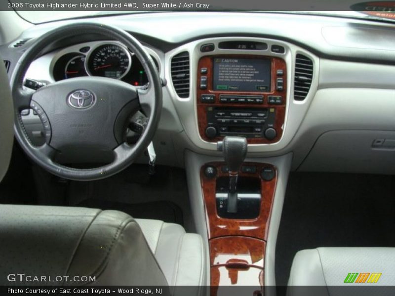 Super White / Ash Gray 2006 Toyota Highlander Hybrid Limited 4WD