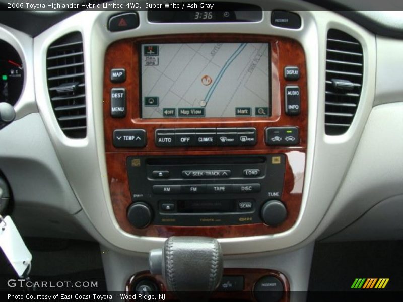 Super White / Ash Gray 2006 Toyota Highlander Hybrid Limited 4WD