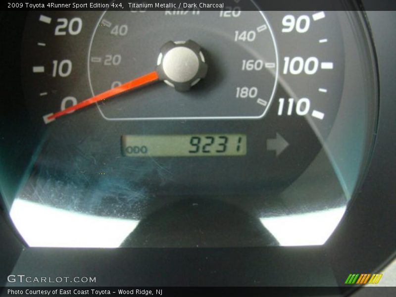 Titanium Metallic / Dark Charcoal 2009 Toyota 4Runner Sport Edition 4x4