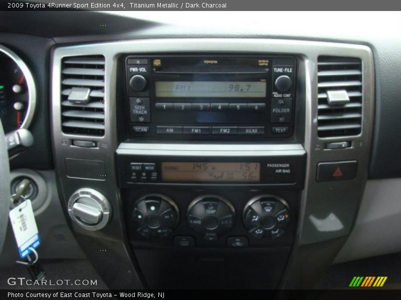 Titanium Metallic / Dark Charcoal 2009 Toyota 4Runner Sport Edition 4x4