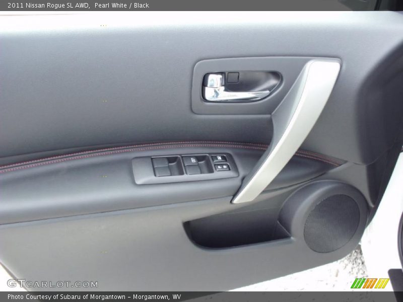 Pearl White / Black 2011 Nissan Rogue SL AWD