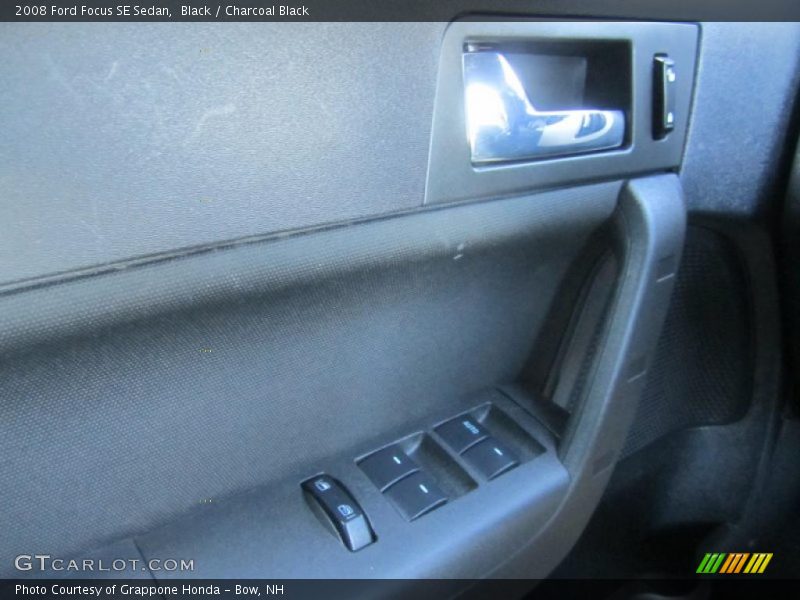 Black / Charcoal Black 2008 Ford Focus SE Sedan