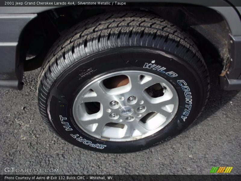 Silverstone Metallic / Taupe 2001 Jeep Grand Cherokee Laredo 4x4
