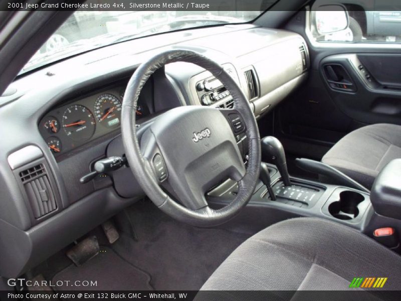 Silverstone Metallic / Taupe 2001 Jeep Grand Cherokee Laredo 4x4