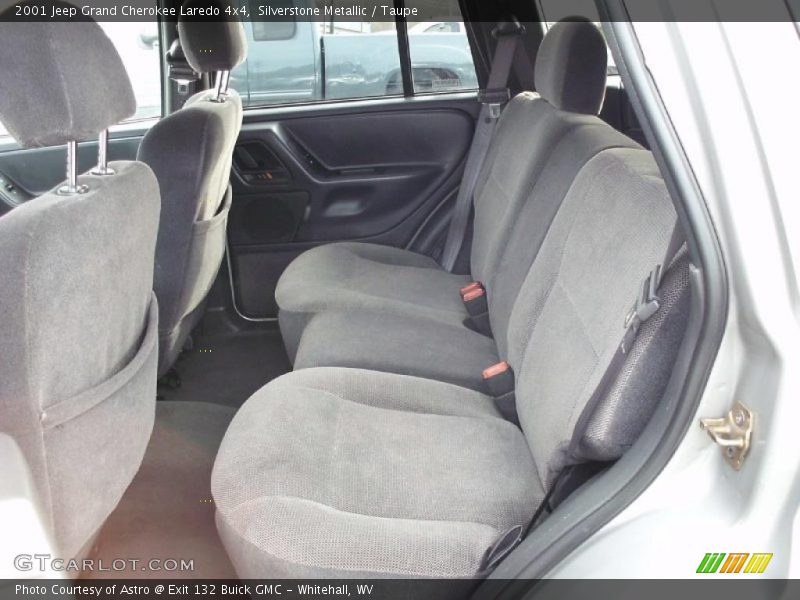 Silverstone Metallic / Taupe 2001 Jeep Grand Cherokee Laredo 4x4