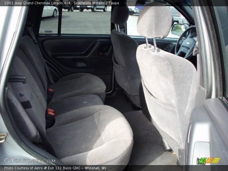 Silverstone Metallic / Taupe 2001 Jeep Grand Cherokee Laredo 4x4